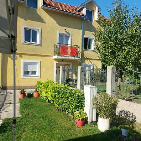 Lucic Guesthouse Cetinje Extérieur photo