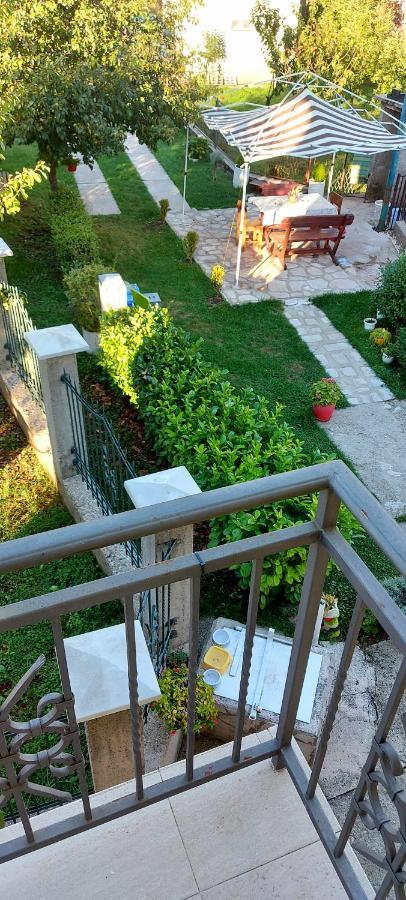Lucic Guesthouse Cetinje Extérieur photo