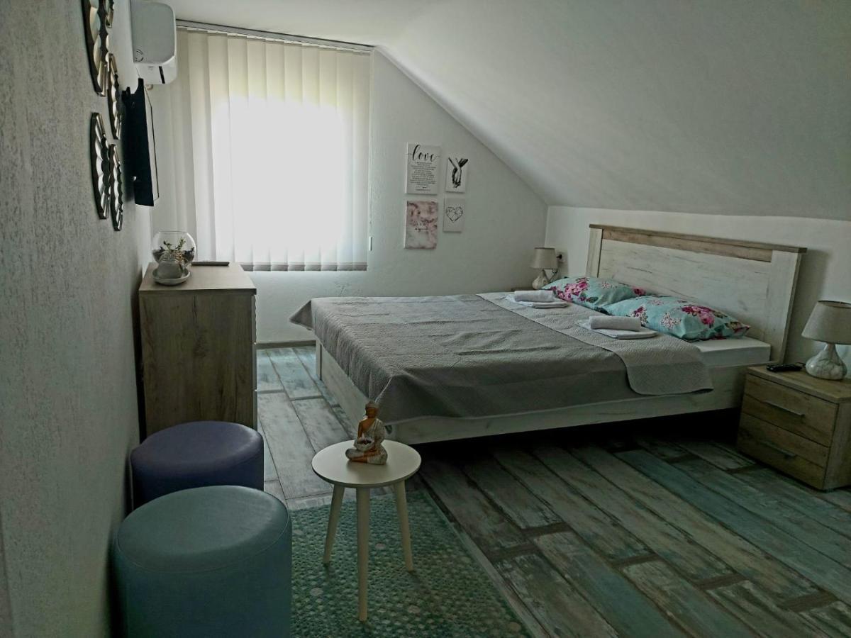 Lucic Guesthouse Cetinje Extérieur photo